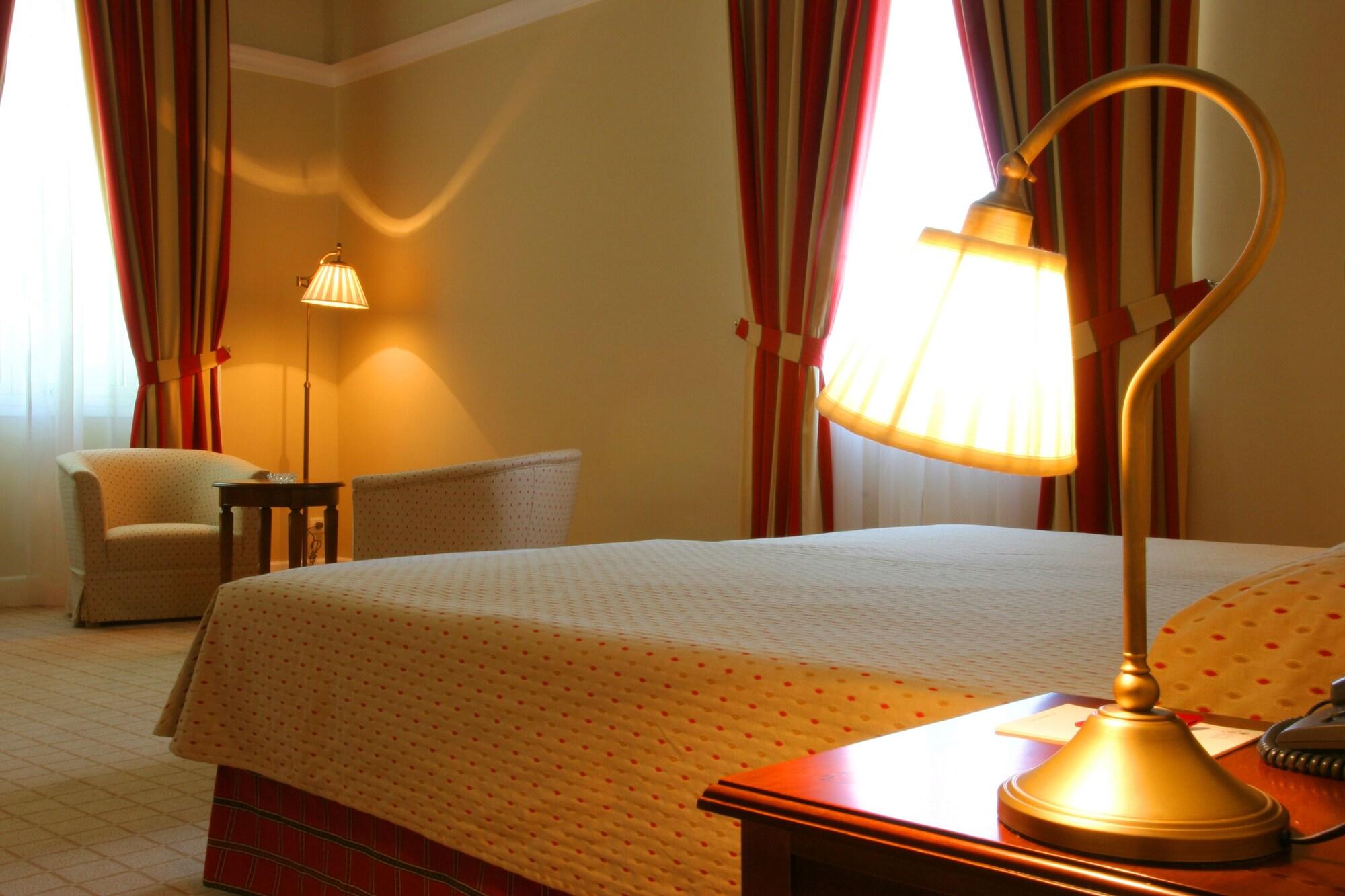 Arcea Gran Hotel Pelayo Ковадонга Екстериор снимка